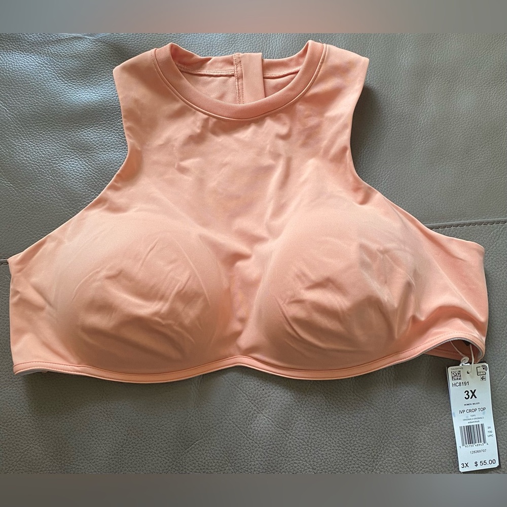 2 pc set in Blush IVY PARK Crop Top & Leggings
